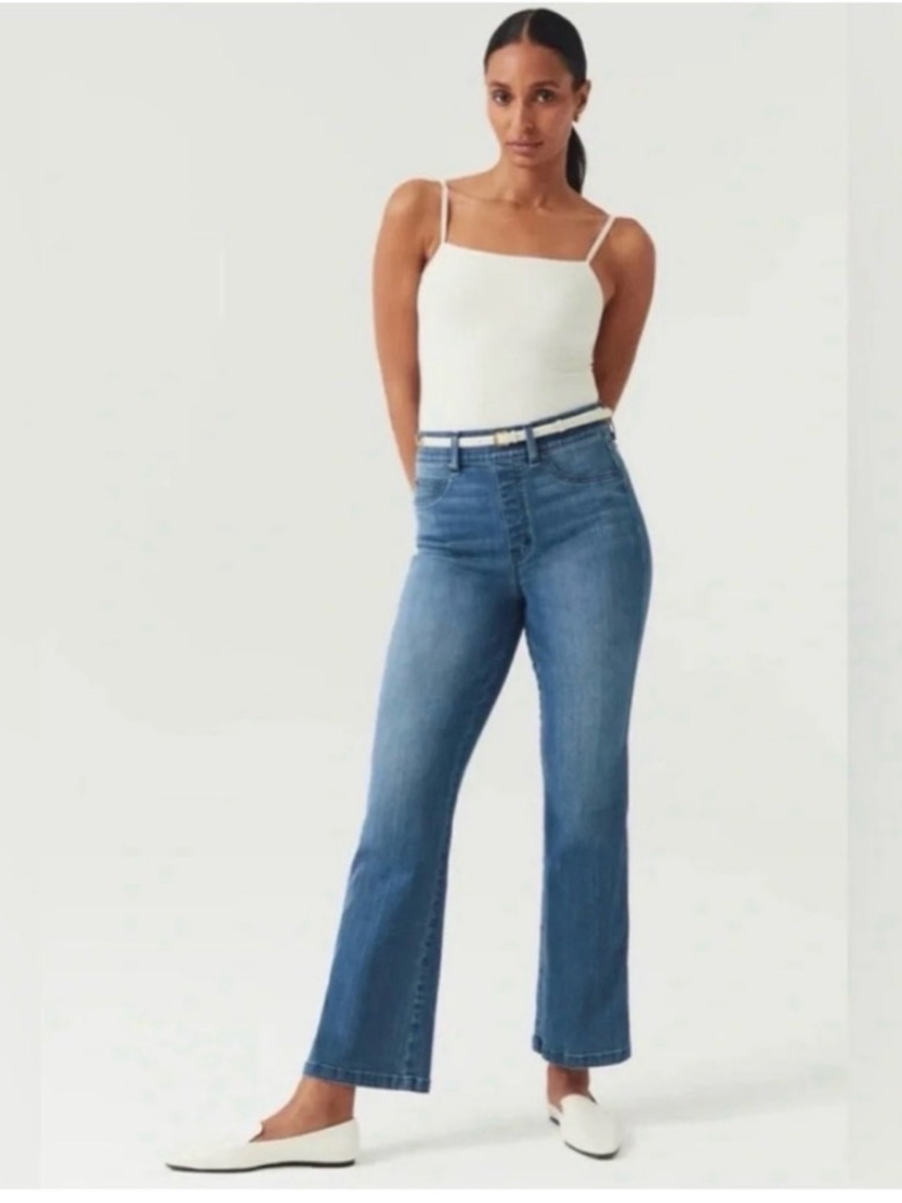 NEW Spanx Crop Kick Flare Jeans Vintage Indigo - Size XS